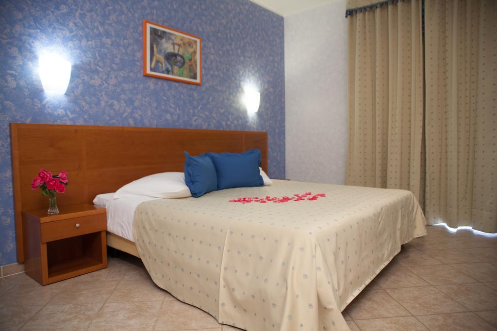 Hotel Zlatni Lav Martinšćica Dış mekan fotoğraf