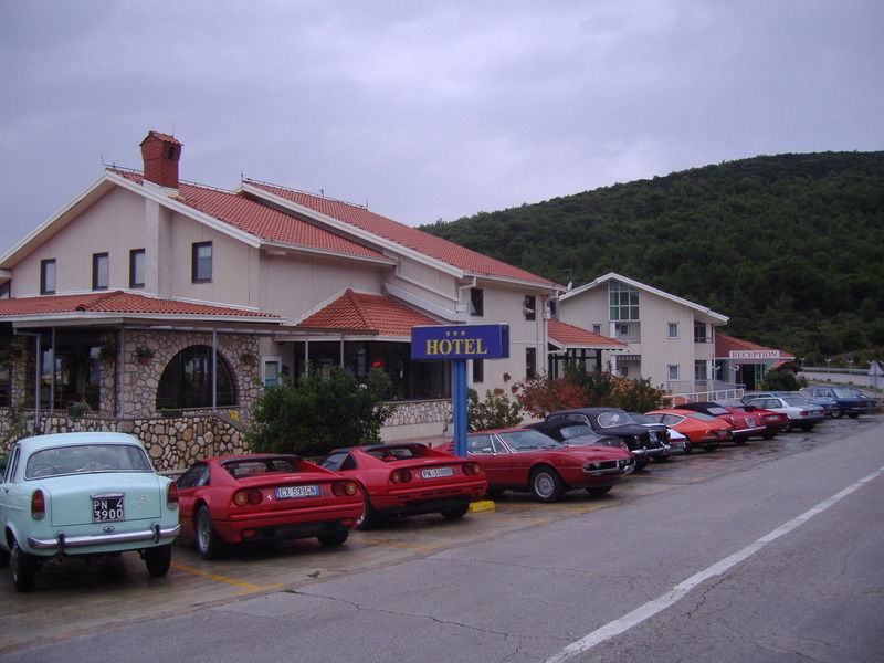 Hotel Zlatni Lav Martinšćica Dış mekan fotoğraf